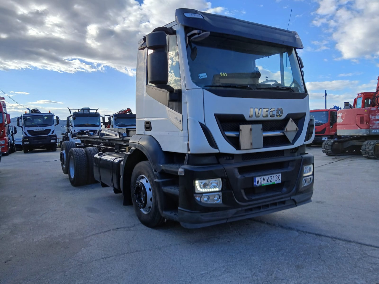 IVECO STRALIS AD 260S31 Y/P - Horgos rakodó teherautó: 1 kép. IVECO STRALIS AD 260S31 Y/P - Horgos rakodó teherautó: 1 kép.