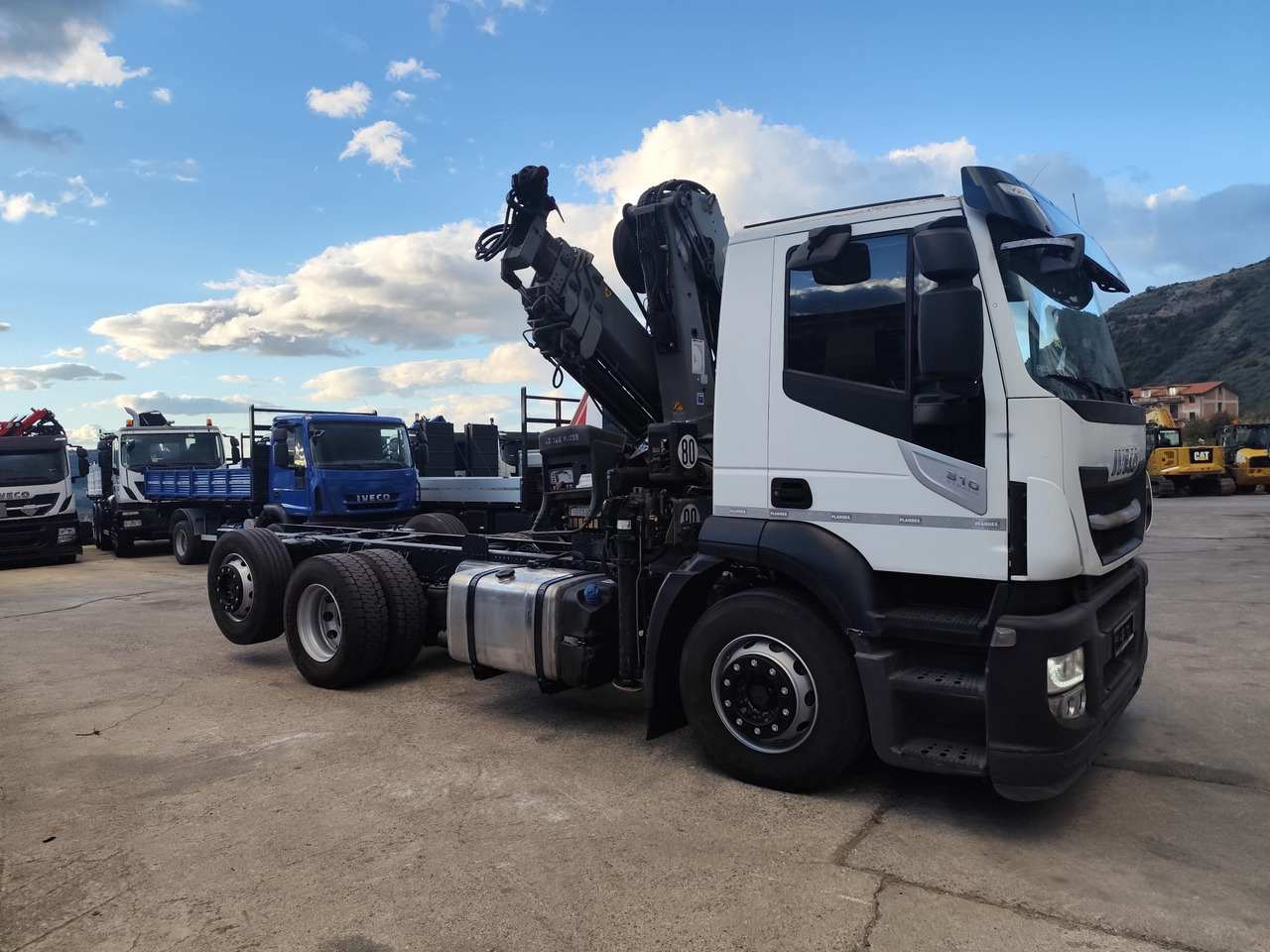 IVECO STRALIS AD 260S31 Y/P - Billenőplatós teherautó, Darus autó: 3 kép. IVECO STRALIS AD 260S31 Y/P - Billenőplatós teherautó, Darus autó: 3 kép.