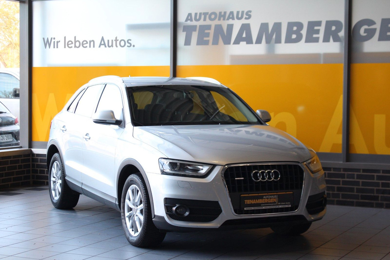 Audi Q3 2.0 TDI quattro Xenon Navi Sitzheizung AHK - Terepjáró/ SUV: 2 kép. Audi Q3 2.0 TDI quattro Xenon Navi Sitzheizung AHK - Terepjáró/ SUV: 2 kép.