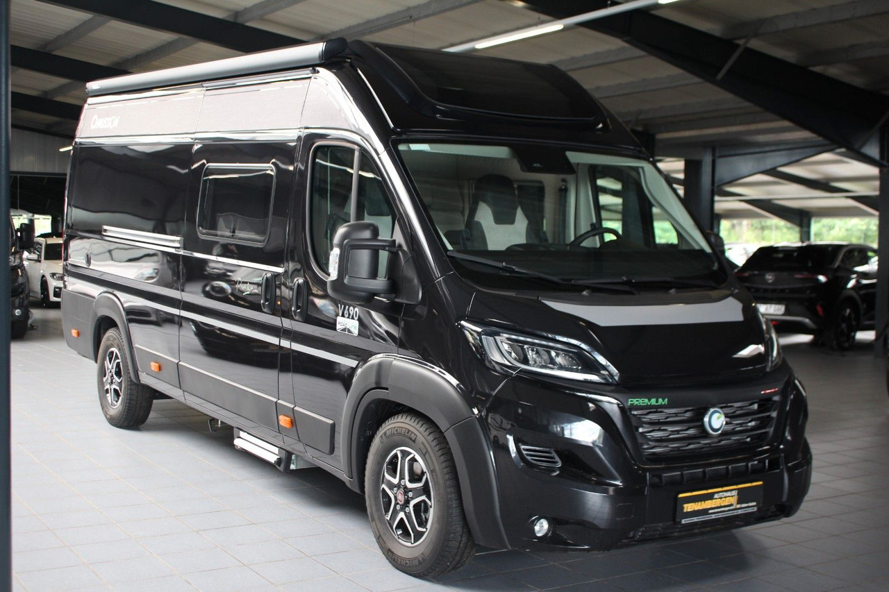 Chausson V 690/10 AT-9 Premium Road Hubbett Rampe Solar - Kempingautó: 1 kép. Chausson V 690/10 AT-9 Premium Road Hubbett Rampe Solar - Kempingautó: 1 kép.