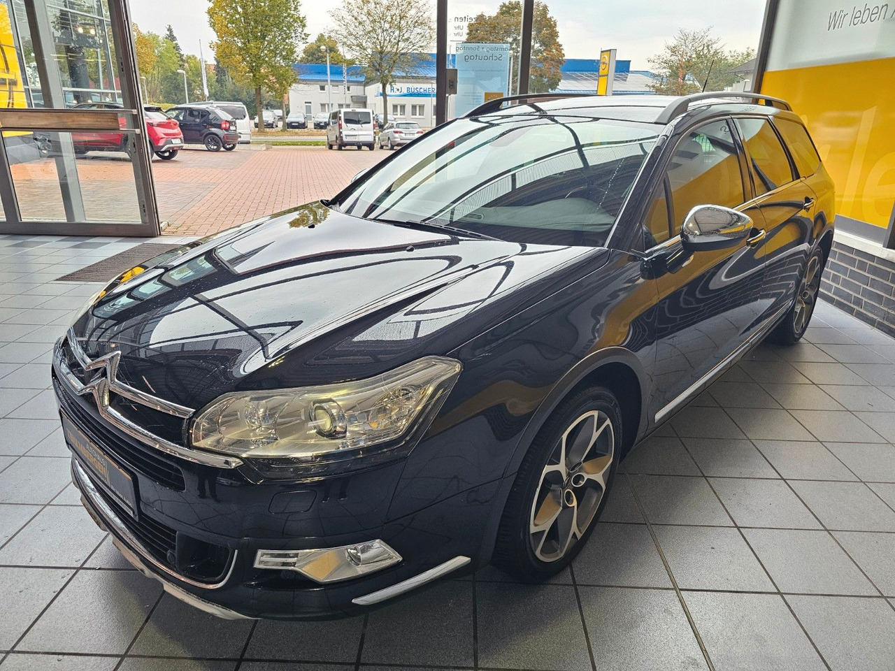 Citroën Tourer CrossTourer / XTR - Kombi: 2 kép. Citroën Tourer CrossTourer / XTR - Kombi: 2 kép.