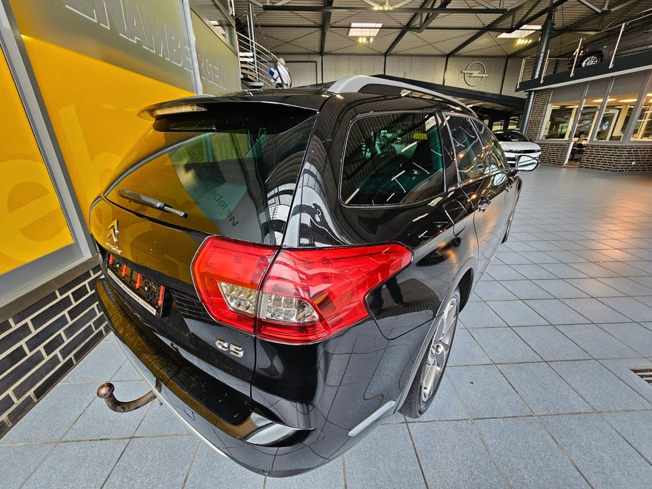 Citroën Tourer CrossTourer / XTR - Kombi: 3 kép. Citroën Tourer CrossTourer / XTR - Kombi: 3 kép.