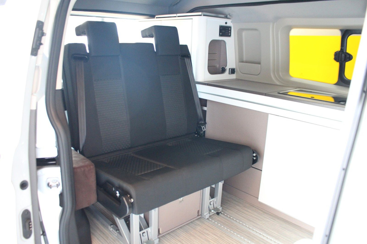 Ford Transit Bürstner Copa C 500 Bahia Webasto ACC - Kisbusz: 5 kép. Ford Transit Bürstner Copa C 500 Bahia Webasto ACC - Kisbusz: 5 kép.