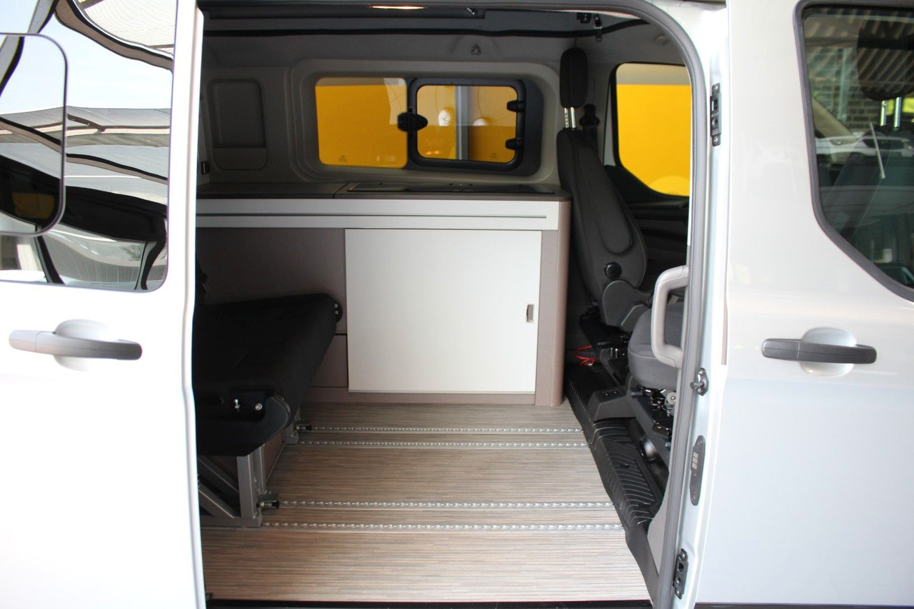 Ford Transit Bürstner Copa C 500 Bahia Webasto ACC - Kisbusz: 4 kép. Ford Transit Bürstner Copa C 500 Bahia Webasto ACC - Kisbusz: 4 kép.