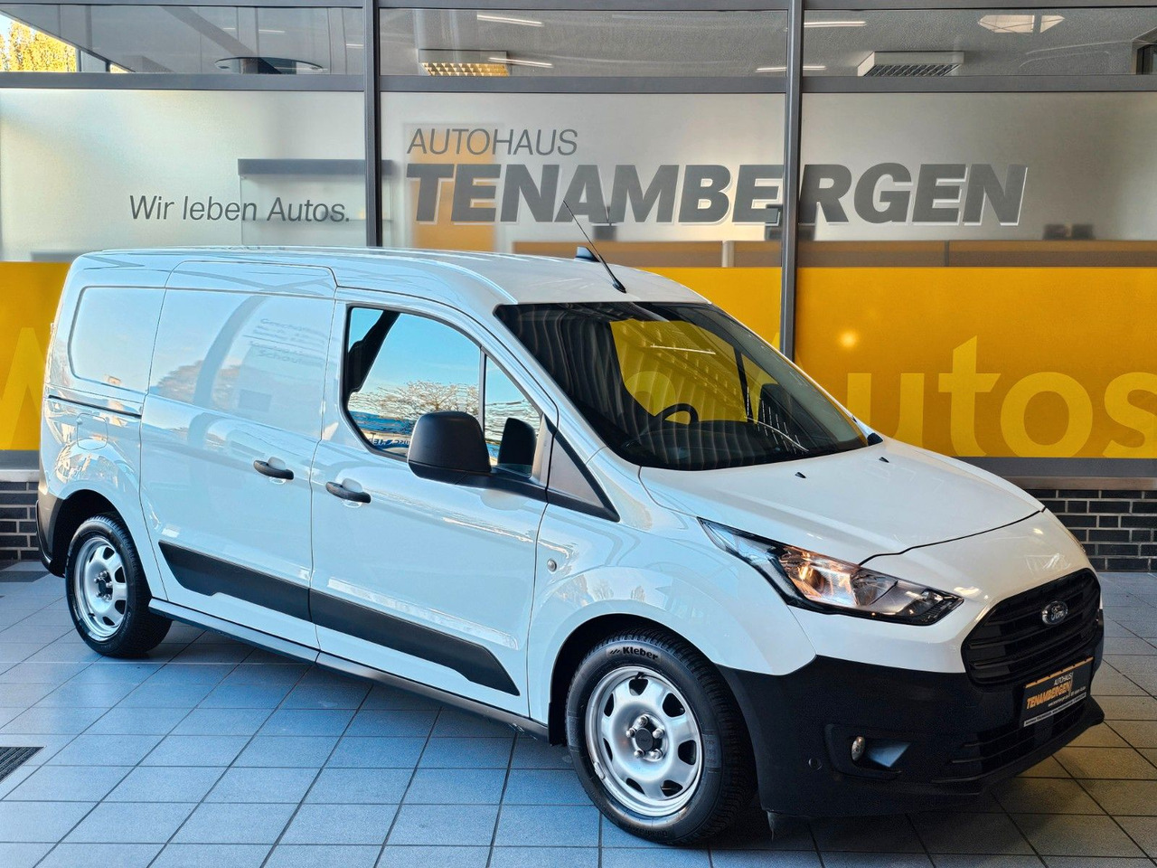 Ford Transit Connect Kasten lang - Autó: 1 kép. Ford Transit Connect Kasten lang - Autó: 1 kép.