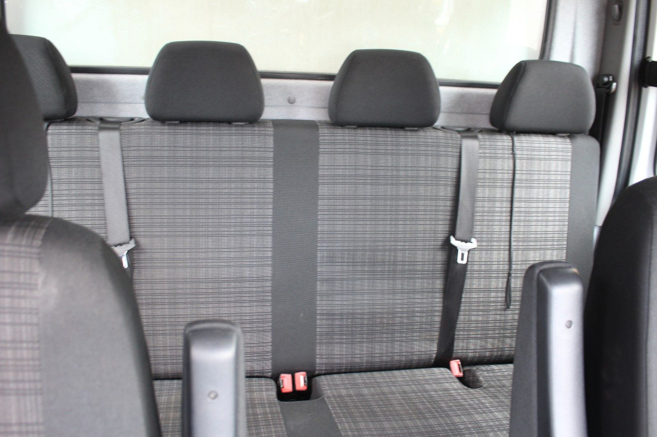 Ponyvás kisteherautó, Duplakabinos kisteherautó Mercedes-Benz Sprinter II Pritsche/DoKa 316 CDI ALLRAD: 16 kép.