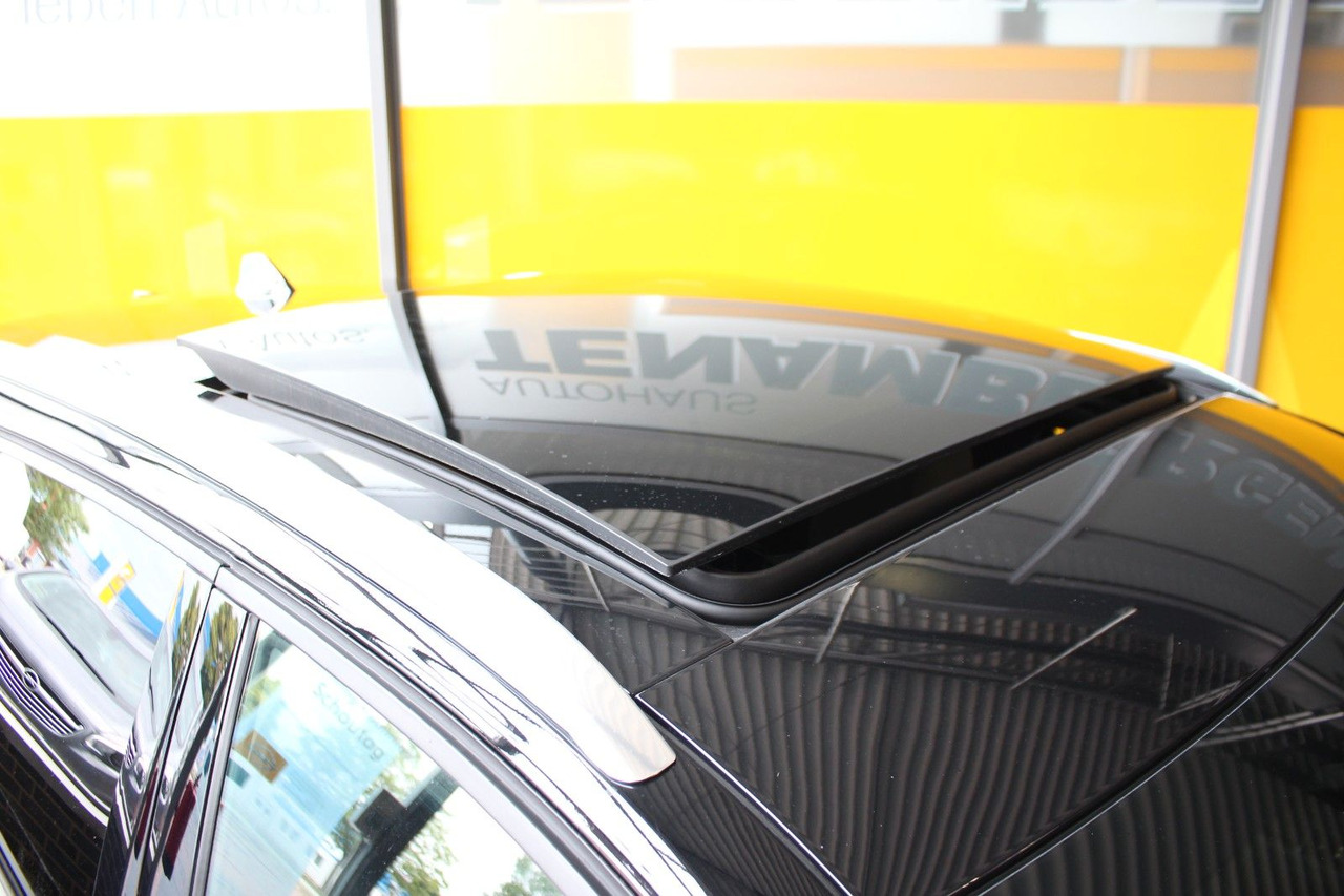 Opel Astra L ST 1.5 GS Ultimate Schiebedach LED ACC - Kombi: 5 kép. Opel Astra L ST 1.5 GS Ultimate Schiebedach LED ACC - Kombi: 5 kép.