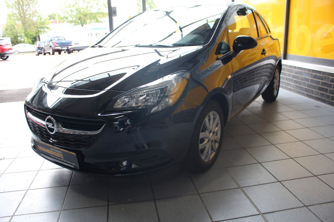 Opel Corsa E Selection Klima Bluetooth DAB - Hatchback: 5 kép. Opel Corsa E Selection Klima Bluetooth DAB - Hatchback: 5 kép.