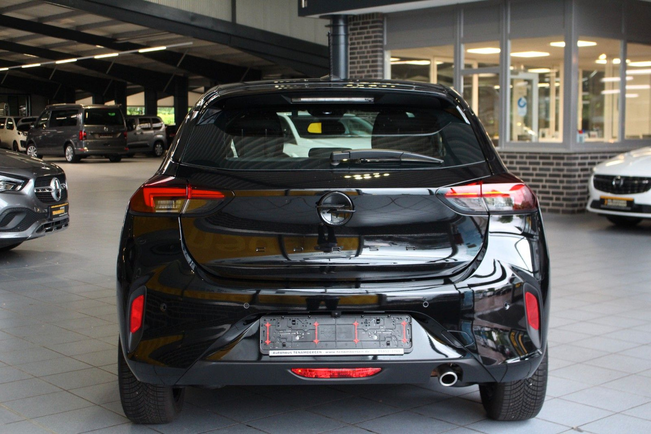 Opel Corsa F GS DAB Kamera Lenkradheizung Matrix LED - Autó: 5 kép. Opel Corsa F GS DAB Kamera Lenkradheizung Matrix LED - Autó: 5 kép.