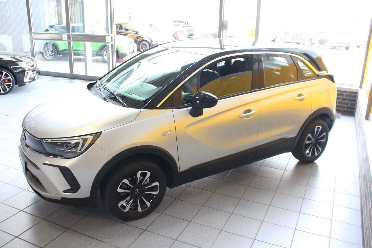 Opel Crossland (X) Elegance Aut. 180° Kamera Navi LED - Terepjáró/ SUV: 5 kép. Opel Crossland (X) Elegance Aut. 180° Kamera Navi LED - Terepjáró/ SUV: 5 kép.