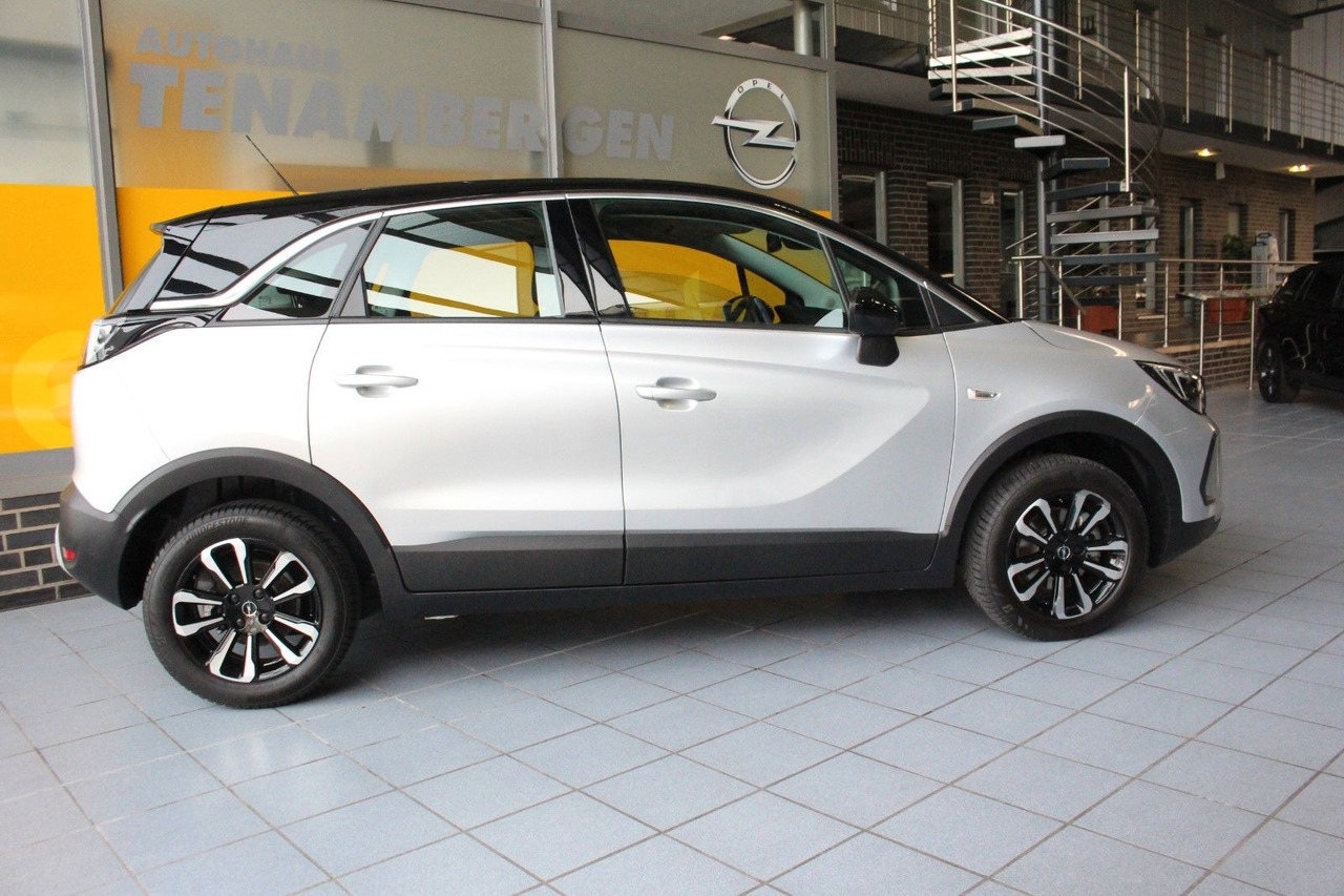 Opel Crossland (X) Elegance Aut. 180° Kamera Navi LED - Terepjáró/ SUV: 3 kép. Opel Crossland (X) Elegance Aut. 180° Kamera Navi LED - Terepjáró/ SUV: 3 kép.