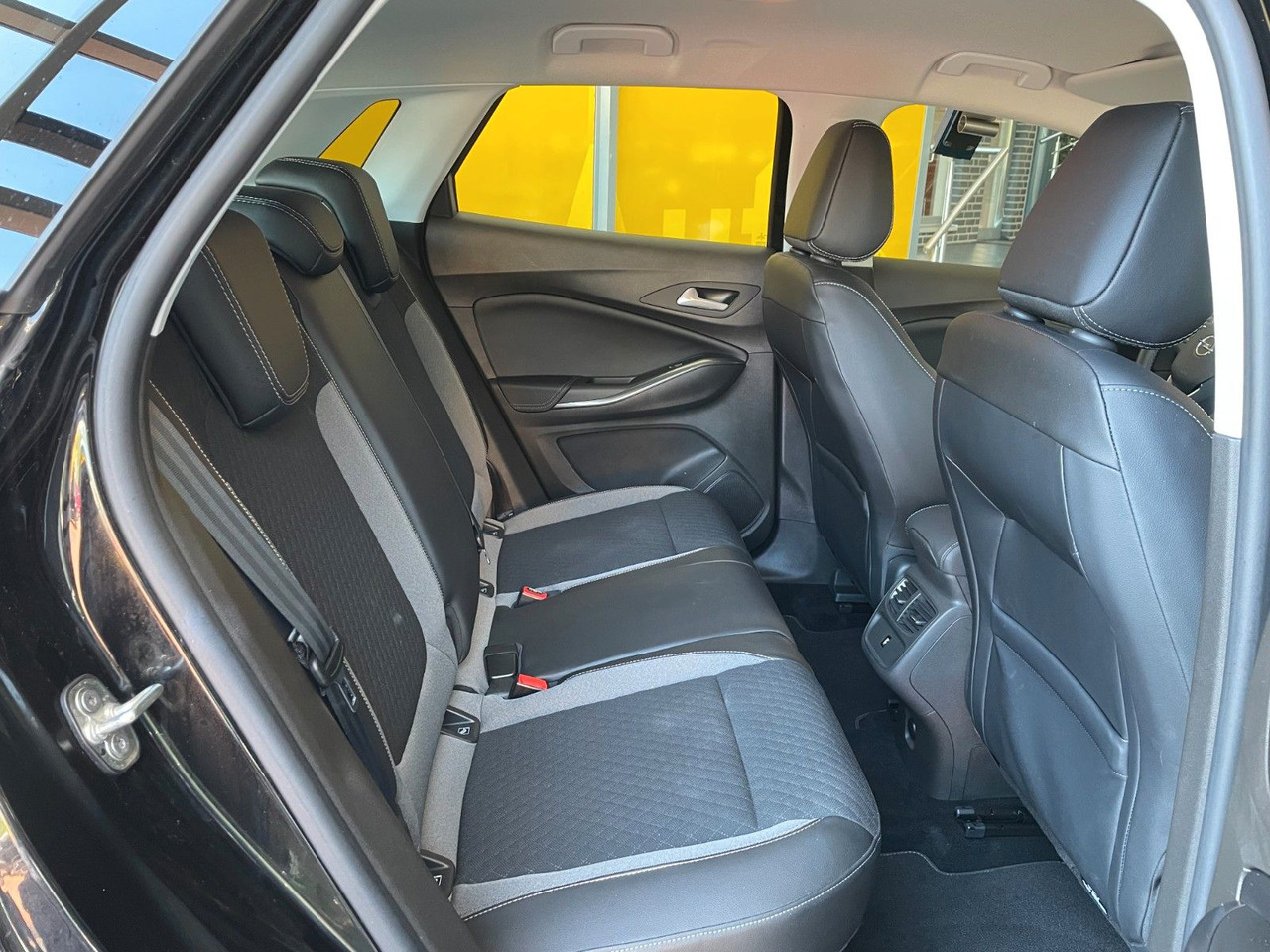 Terepjáró/ SUV Opel Grandland (X) Elegance Kamera Sitz- & Lenkradhzg: 7 kép.