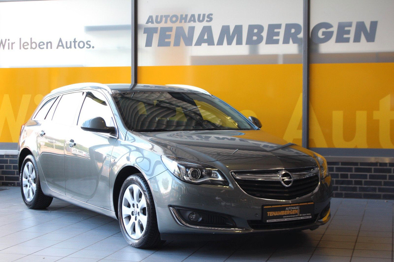 Opel Insignia A ST 2.0 Innovation Navi Kamera BiXenon - Autó: 2 kép. Opel Insignia A ST 2.0 Innovation Navi Kamera BiXenon - Autó: 2 kép.