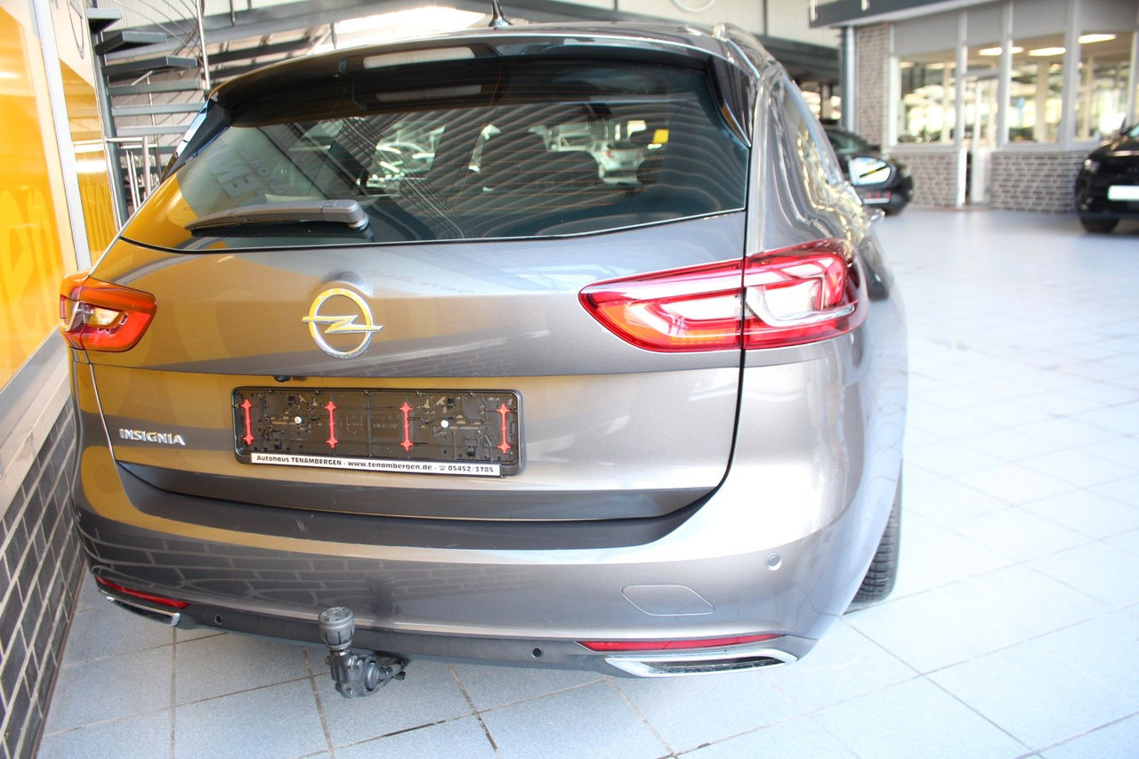 Opel Insignia B Sports Tourer Elegance Massage AHK AC - Kombi: 3 kép. Opel Insignia B Sports Tourer Elegance Massage AHK AC - Kombi: 3 kép.