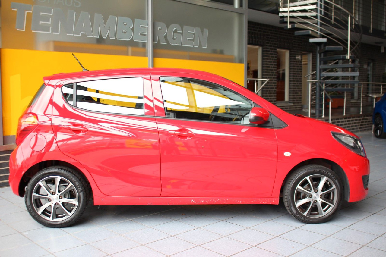 Opel Karl Edition Sitz- & Lenkradheizung PDC - Autó: 3 kép. Opel Karl Edition Sitz- & Lenkradheizung PDC - Autó: 3 kép.