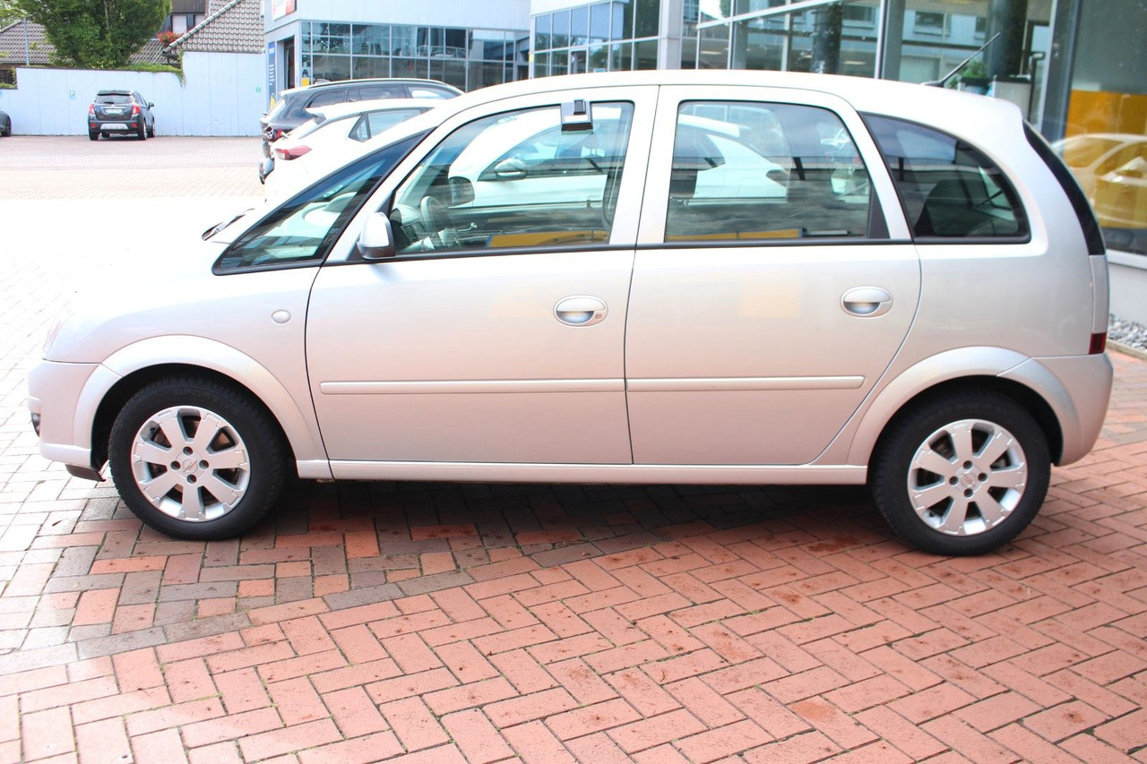 Opel Meriva Automatik Klima Sitzheizung PDC AHK - Szedán: 3 kép. Opel Meriva Automatik Klima Sitzheizung PDC AHK - Szedán: 3 kép.