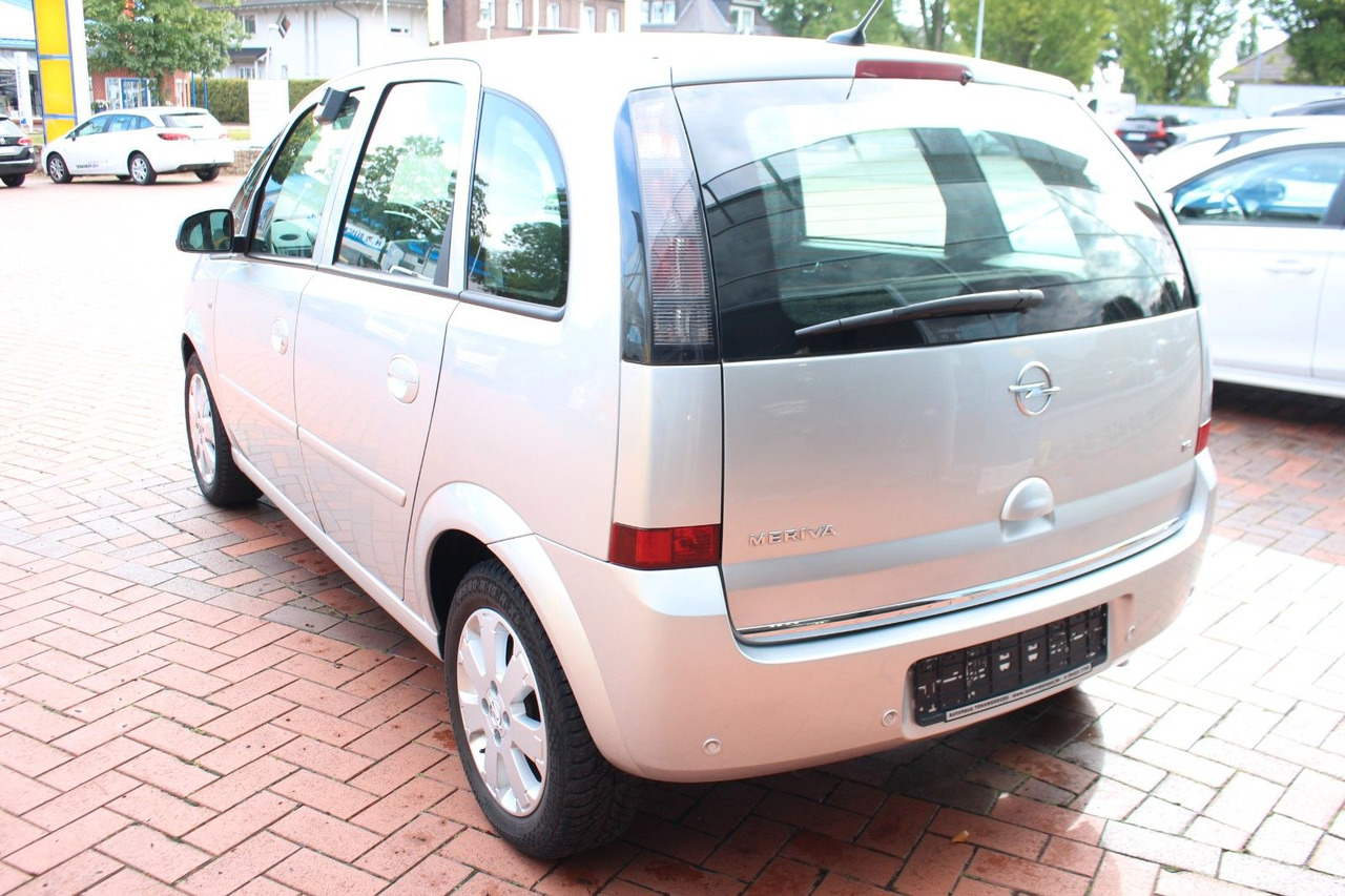 Opel Meriva Automatik Klima Sitzheizung PDC AHK - Szedán: 4 kép. Opel Meriva Automatik Klima Sitzheizung PDC AHK - Szedán: 4 kép.
