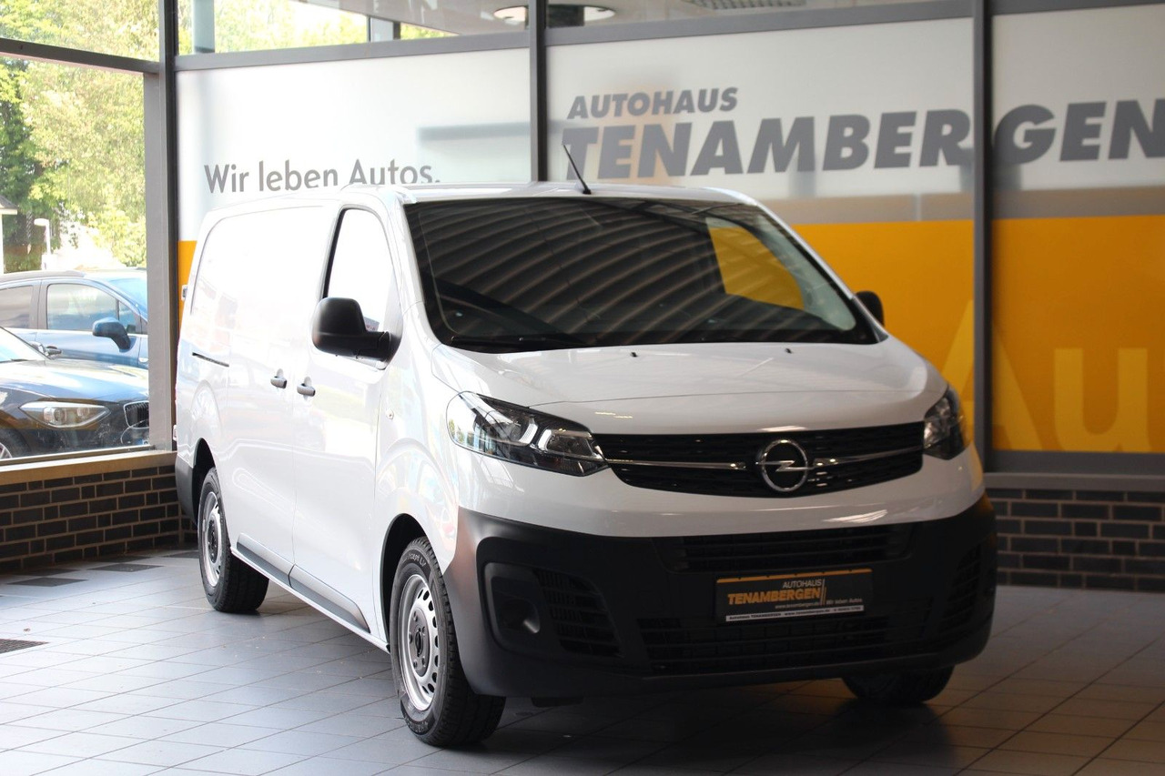 Opel Vivaro Kasten Edition L Automatik DAB AHK - Kis furgon: 2 kép. Opel Vivaro Kasten Edition L Automatik DAB AHK - Kis furgon: 2 kép.