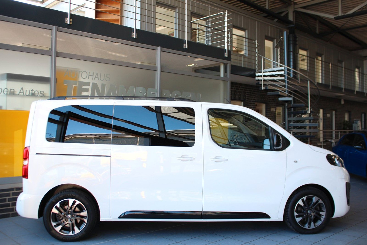 Opel Zafira Life Tourer M VIP-Sitze Tisch Leder AHK - Kisbusz: 3 kép. Opel Zafira Life Tourer M VIP-Sitze Tisch Leder AHK - Kisbusz: 3 kép.