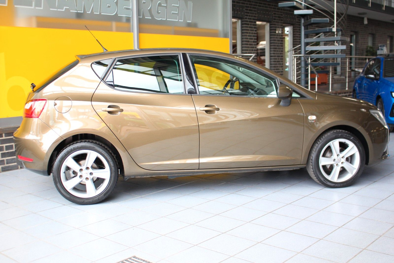 Seat Ibiza Style Viva - Autó: 3 kép. Seat Ibiza Style Viva - Autó: 3 kép.