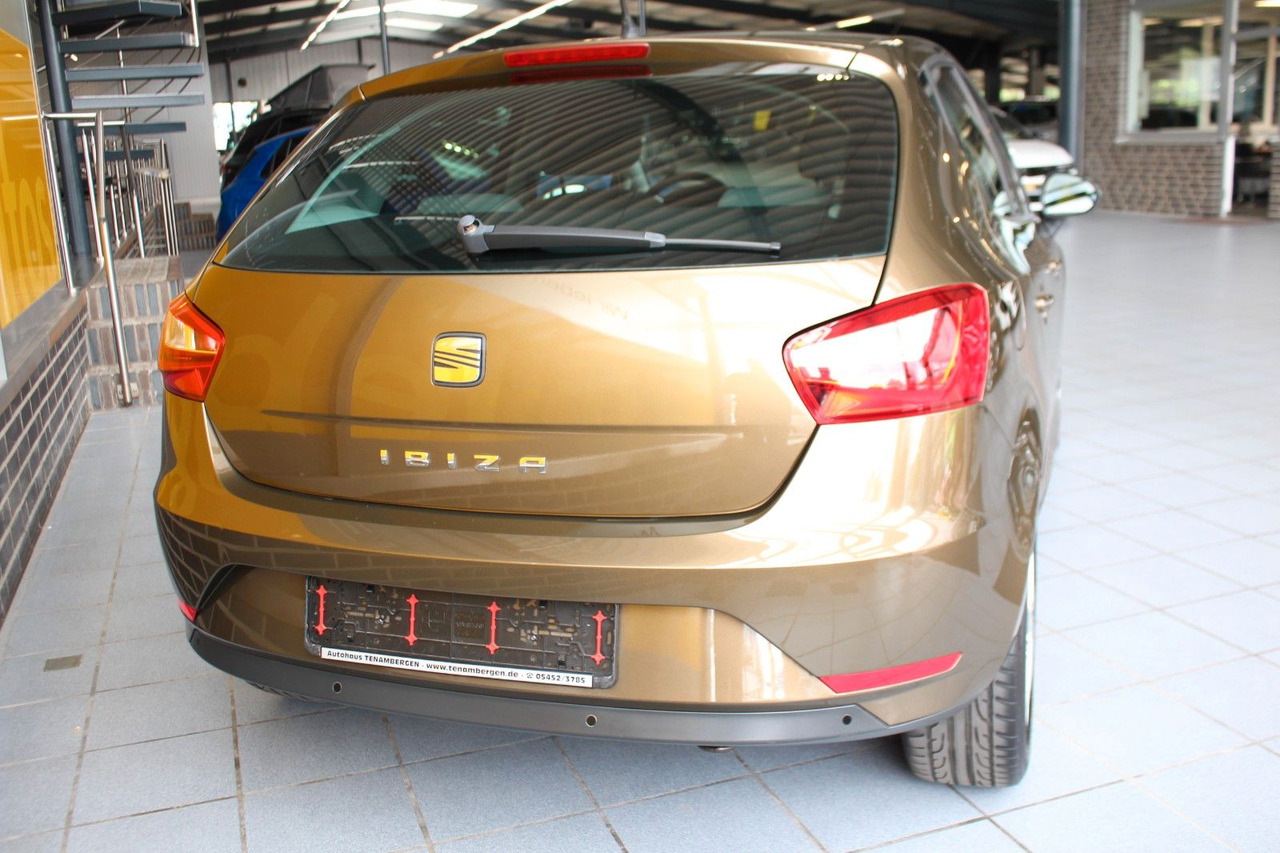 Seat Ibiza Style Viva - Autó: 4 kép. Seat Ibiza Style Viva - Autó: 4 kép.