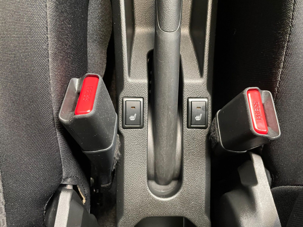 Autó Suzuki Ignis 1.2 Comfort /Hybrid/Automatik/DAB/Navi: 18 kép.