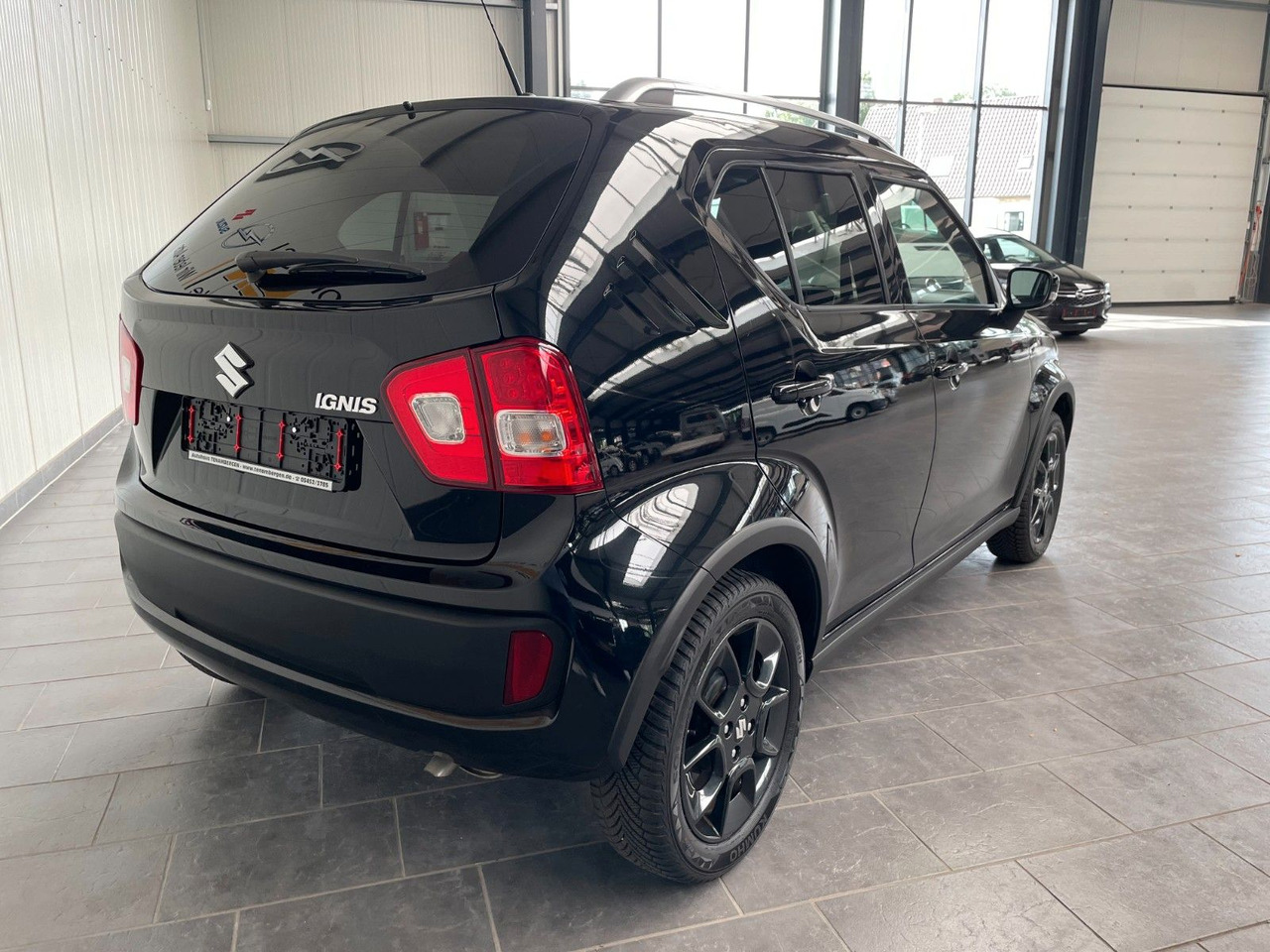 Suzuki Ignis Comfort+ Behinderten-Umbau Kamera Navi LED - Szedán: 3 kép. Suzuki Ignis Comfort+ Behinderten-Umbau Kamera Navi LED - Szedán: 3 kép.