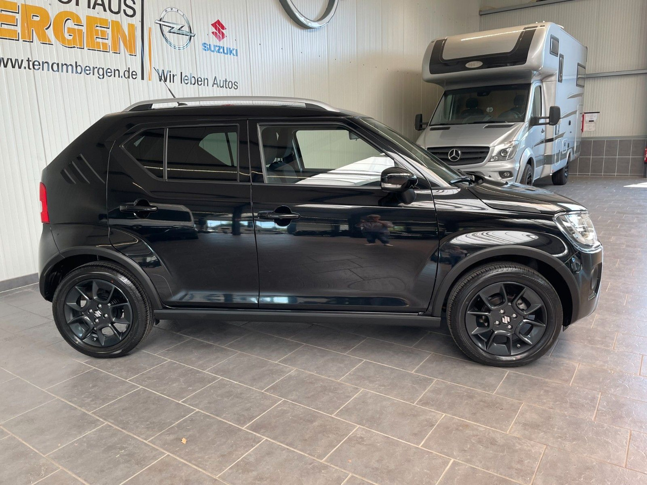 Suzuki Ignis Comfort+ Hybrid ,SHZ, Klimaauto., Tempomat - Autó: 2 kép. Suzuki Ignis Comfort+ Hybrid ,SHZ, Klimaauto., Tempomat - Autó: 2 kép.
