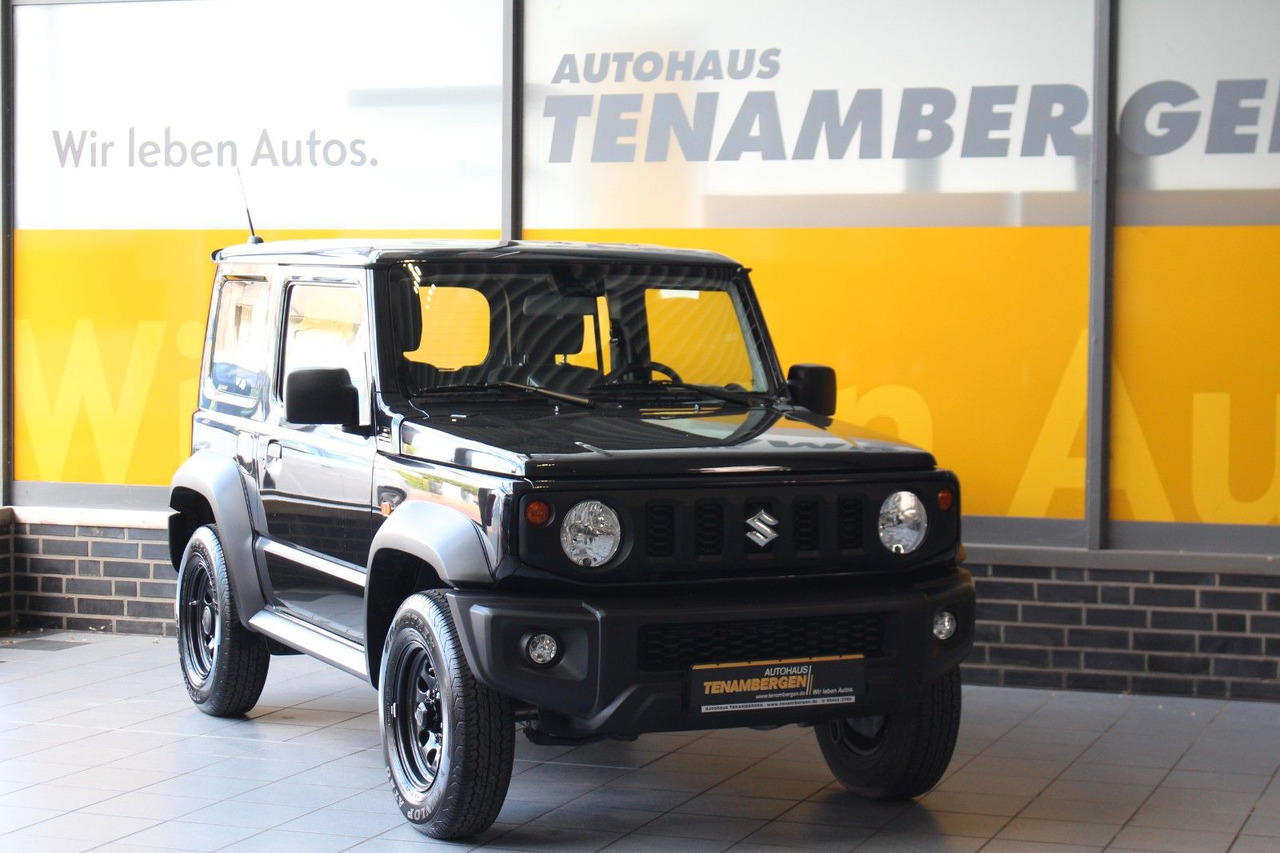 Suzuki Jimny zuschaltbarer Allradantrieb Allgrip - Terepjáró/ SUV: 2 kép. Suzuki Jimny zuschaltbarer Allradantrieb Allgrip - Terepjáró/ SUV: 2 kép.