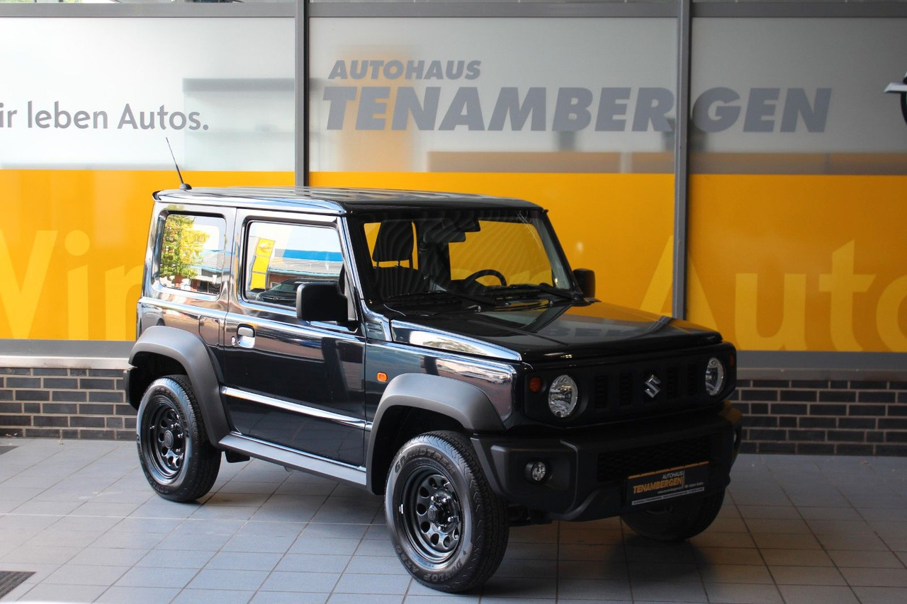 Suzuki Jimny zuschaltbarer Allradantrieb Allgrip - Terepjáró/ SUV: 1 kép. Suzuki Jimny zuschaltbarer Allradantrieb Allgrip - Terepjáró/ SUV: 1 kép.