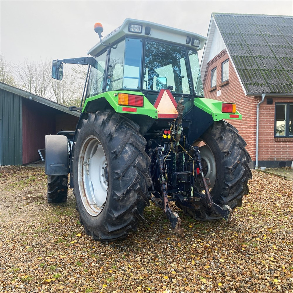 Deutz-Fahr DX 4.71 - Traktor: 2 kép. Deutz-Fahr DX 4.71 - Traktor: 2 kép.