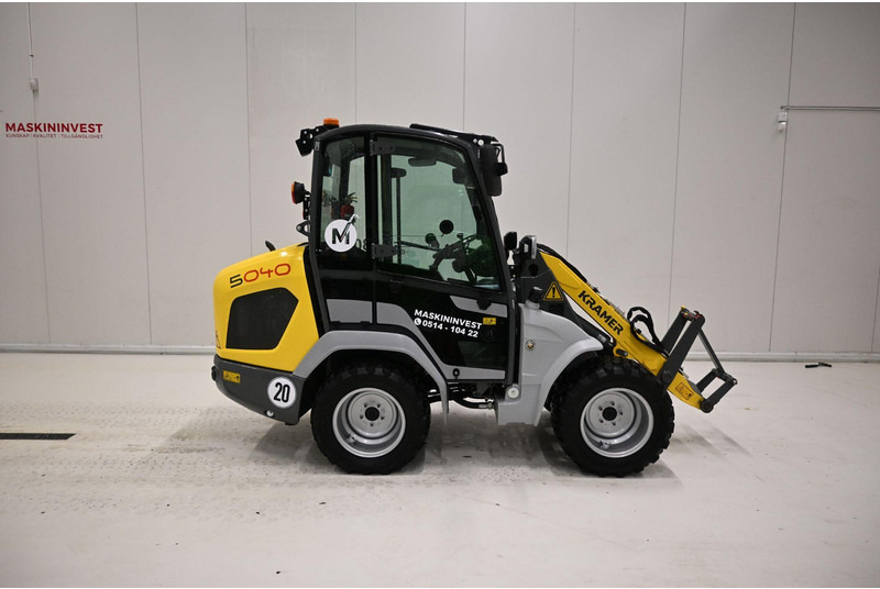 Kramer 5040 - Gumikerekes homlokrakodó: 4 kép. Kramer 5040 - Gumikerekes homlokrakodó: 4 kép.