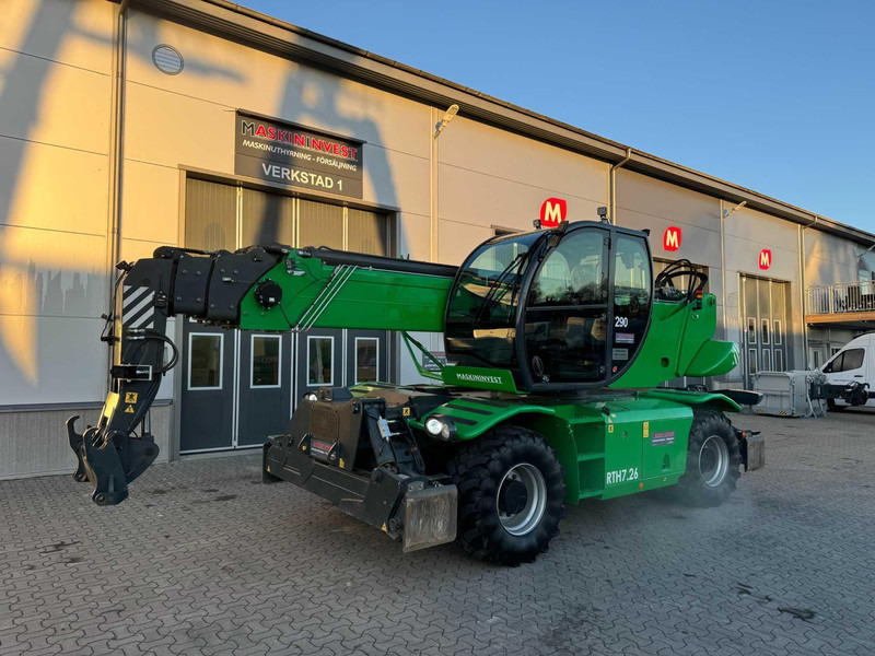 MAGNI RTH 7.26 Magni RTH 7.26 - Teleszkópos rakodó: 3 kép. MAGNI RTH 7.26 Magni RTH 7.26 - Teleszkópos rakodó: 3 kép.