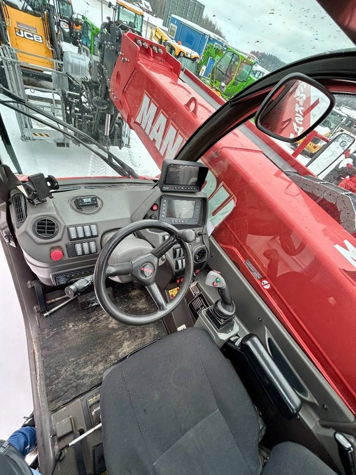 Manitou MRT 2150 Privilege - Teleszkópos rakodó: 5 kép. Manitou MRT 2150 Privilege - Teleszkópos rakodó: 5 kép.