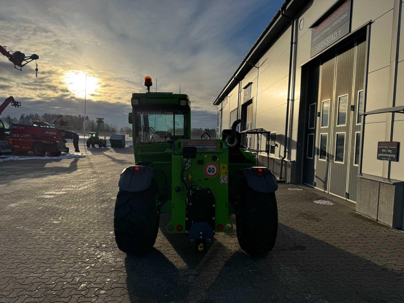 Merlo TF 38.10 Merlo TF 38.10 CS - Teleszkópos rakodó: 5 kép. Merlo TF 38.10 Merlo TF 38.10 CS - Teleszkópos rakodó: 5 kép.