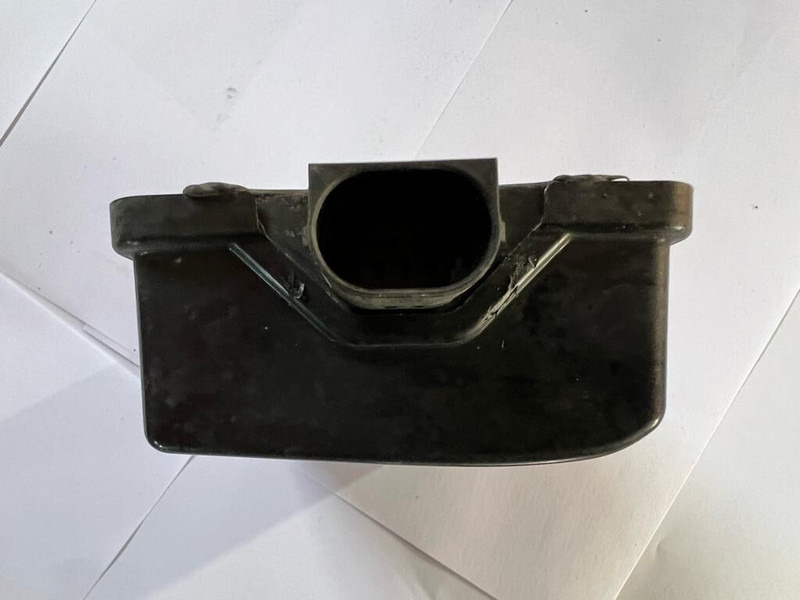 Continental FH4 - ECU: 4 kép. Continental FH4 - ECU: 4 kép.