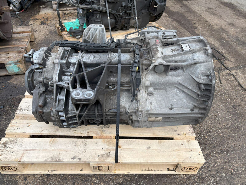 Mercedes-Benz G281-12 - Sebességváltó: 2 kép. Mercedes-Benz G281-12 - Sebességváltó: 2 kép.