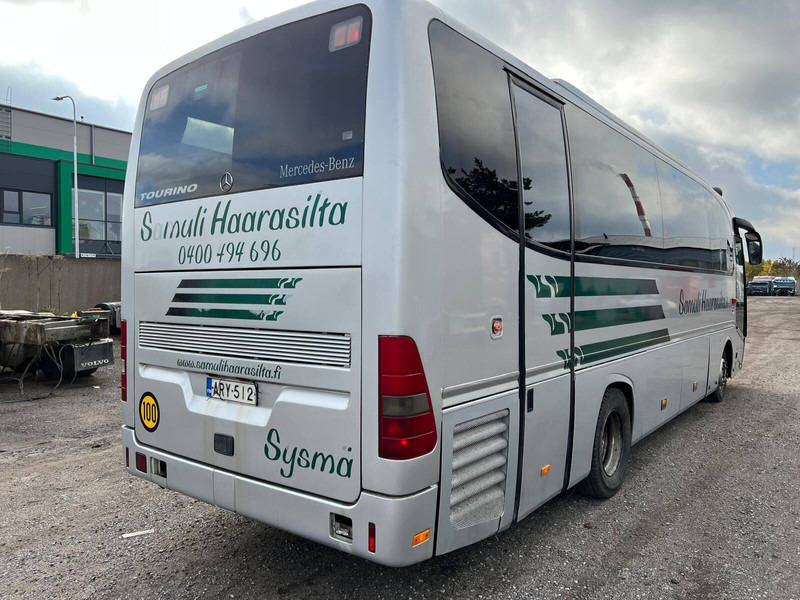Mercedes-Benz O510 TOURINO - Távolsági busz: 3 kép. Mercedes-Benz O510 TOURINO - Távolsági busz: 3 kép.
