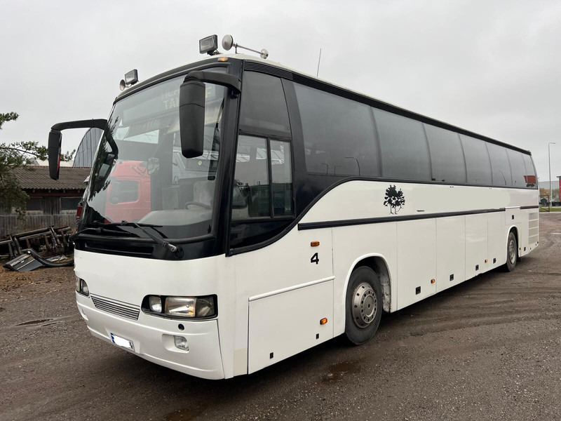 Scania K124 - Távolsági busz: 2 kép. Scania K124 - Távolsági busz: 2 kép.