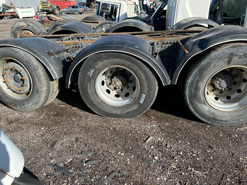 Volvo RTS2370A - Hátsó tengely: 1 kép. Volvo RTS2370A - Hátsó tengely: 1 kép.