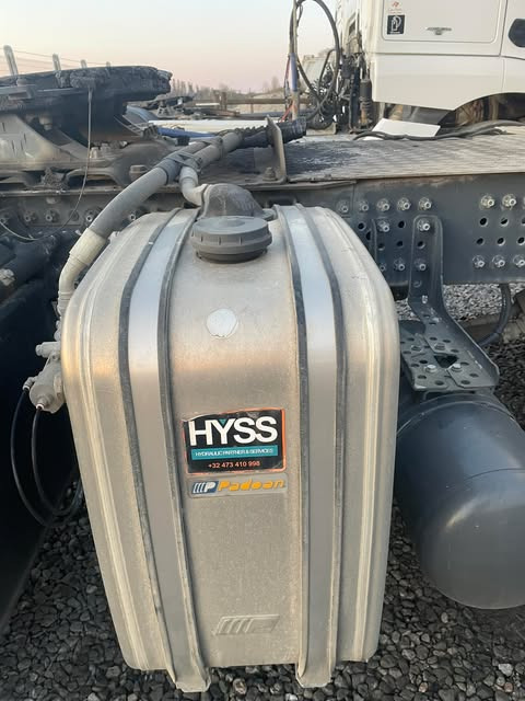 Mercedes-beenz aroc - Nyergesvontató: 5 kép. Mercedes-beenz aroc - Nyergesvontató: 5 kép.