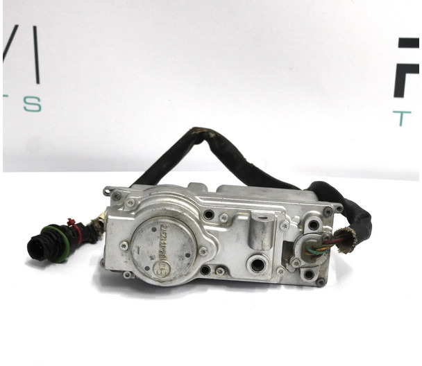 Volvo FH VTG Actuator 22023448 Gereviseerd - Turbó - Teherautó: 1 kép. Volvo FH VTG Actuator 22023448 Gereviseerd - Turbó - Teherautó: 1 kép.