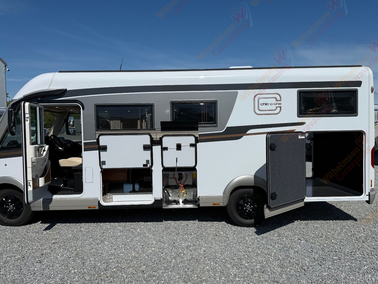 Carthago chic c-line I 4.9 LE Mercedes*MJ25*Alde*Sky*TV* - Integrált lakóautó: 5 kép. Carthago chic c-line I 4.9 LE Mercedes*MJ25*Alde*Sky*TV* - Integrált lakóautó: 5 kép.