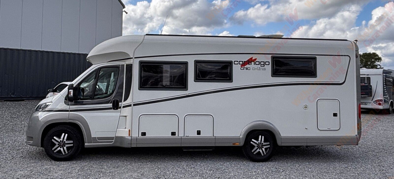 Carthago chic c-line T 5.0 Solarpanele I Rüfa I AHK - Félintegrált lakóautó: 4 kép. Carthago chic c-line T 5.0 Solarpanele I Rüfa I AHK - Félintegrált lakóautó: 4 kép.