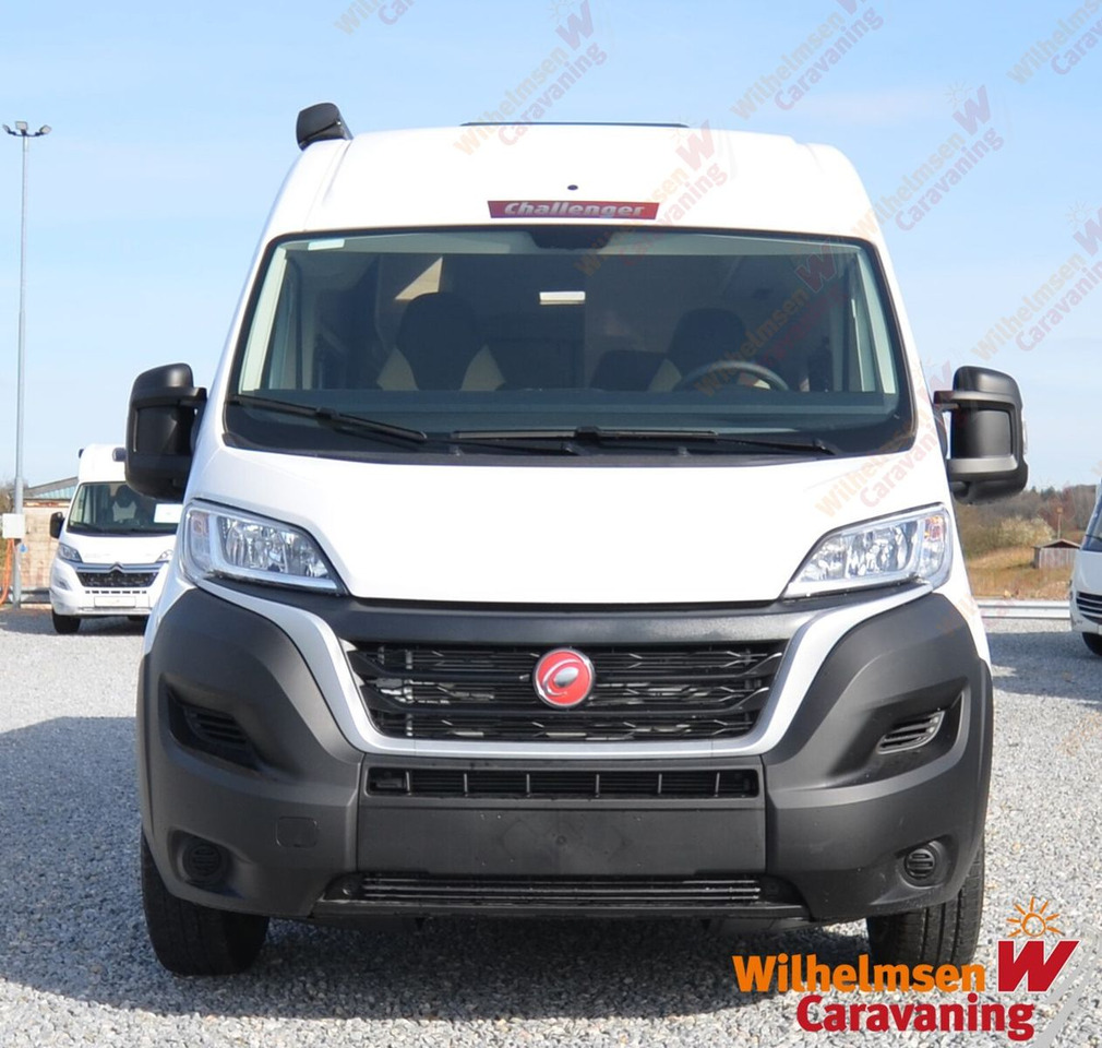 Challenger Van Start Edition V217 *Connect-Paket*Markiese - Kempingautó: 2 kép. Challenger Van Start Edition V217 *Connect-Paket*Markiese - Kempingautó: 2 kép.