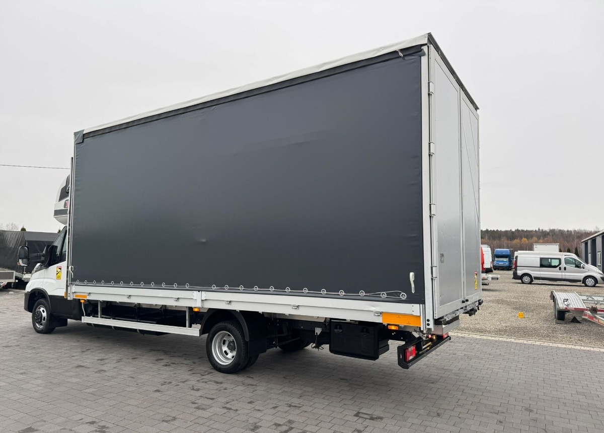 Iveco 50C18 DMC 3500kg. 15 europalet Salonowy I właściciel Iveco 3.0180ps 350kg. Salonowe Serwisowane - Ponyvás kisteherautó: 5 kép. Iveco 50C18 DMC 3500kg. 15 europalet Salonowy I właściciel Iveco 3.0180ps 350kg. Salonowe Serwisowane - Ponyvás kisteherautó: 5 kép.