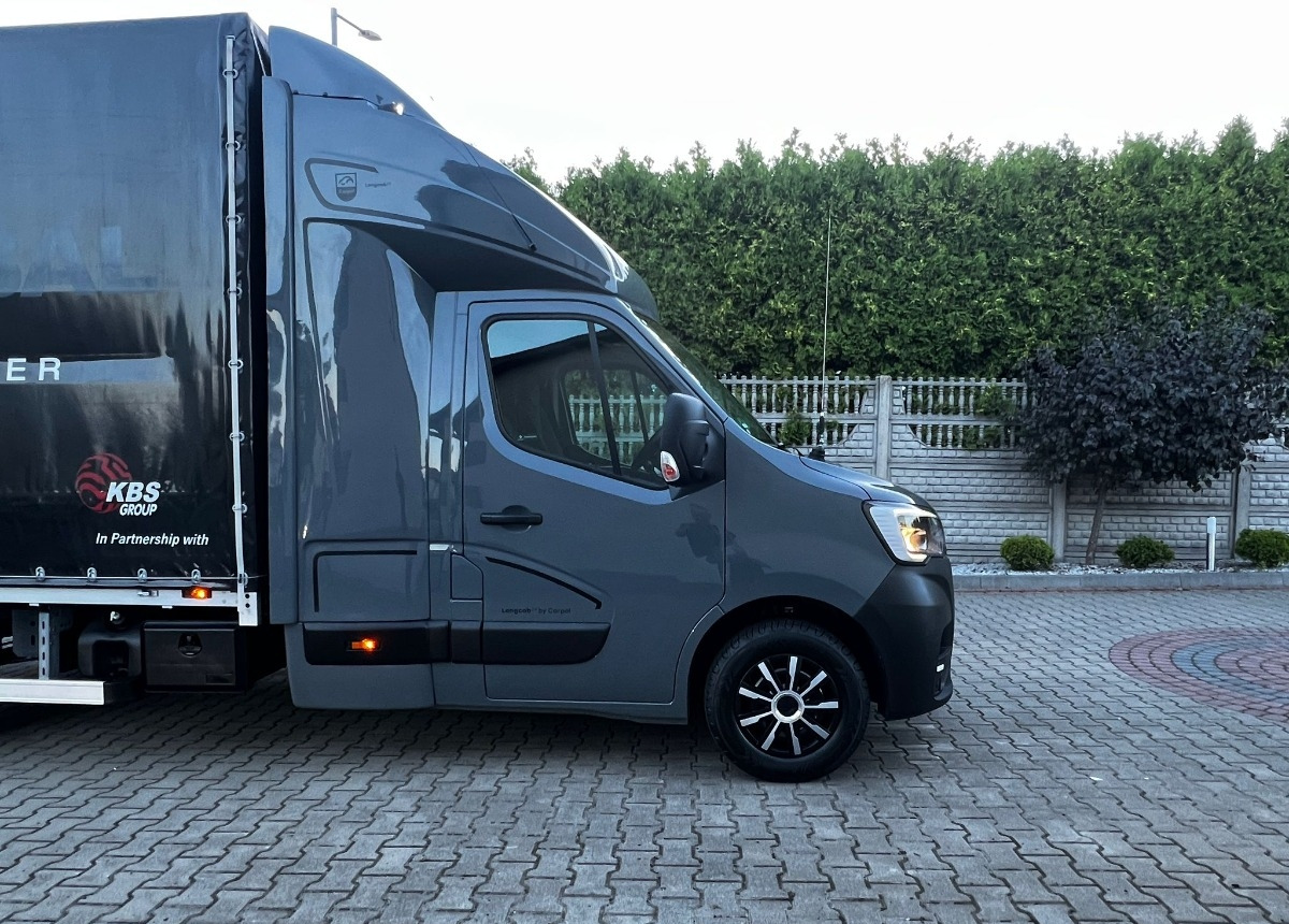 Renault Master Stan Idealny Salon Polska I właściciel Renault Bezwypadkowy Serwisowany - Ponyvás kisteherautó: 4 kép. Renault Master Stan Idealny Salon Polska I właściciel Renault Bezwypadkowy Serwisowany - Ponyvás kisteherautó: 4 kép.