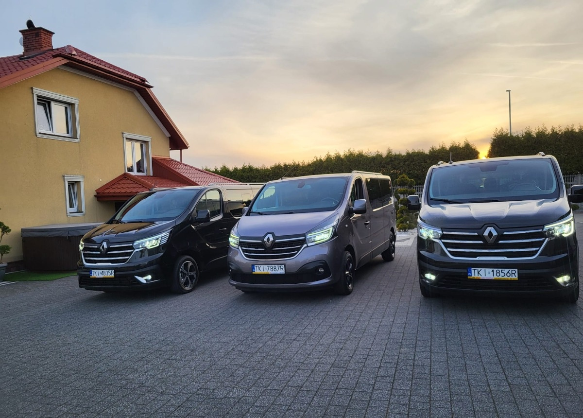 Renault Trafic Ogłoszenie dotyczy wynajmu Auta 9-osobowego - Minibusz, Kisbusz: 4 kép. Renault Trafic Ogłoszenie dotyczy wynajmu Auta 9-osobowego - Minibusz, Kisbusz: 4 kép.
