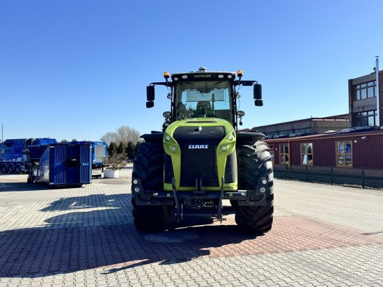 CLAAS 783 SSF 40 XERION Ohne Hacker - Traktor: 3 kép. CLAAS 783 SSF 40 XERION Ohne Hacker - Traktor: 3 kép.