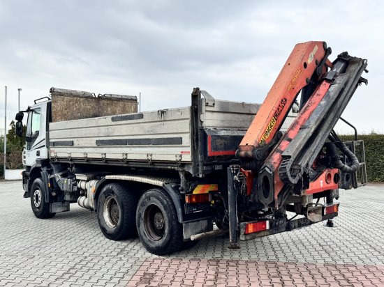 Iveco Trakker KPFC1/2A4_85_1313 - Billenőplatós teherautó: 5 kép. Iveco Trakker KPFC1/2A4_85_1313 - Billenőplatós teherautó: 5 kép.